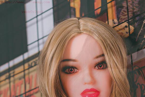 Super Realistic Sex Doll Will Respond Positively To Human Touch